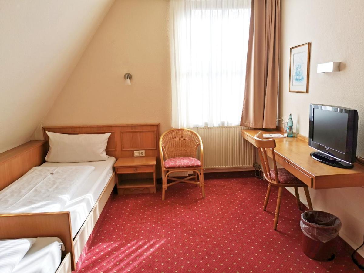 Landhotel Oelmuehle Mombris ภายนอก รูปภาพ