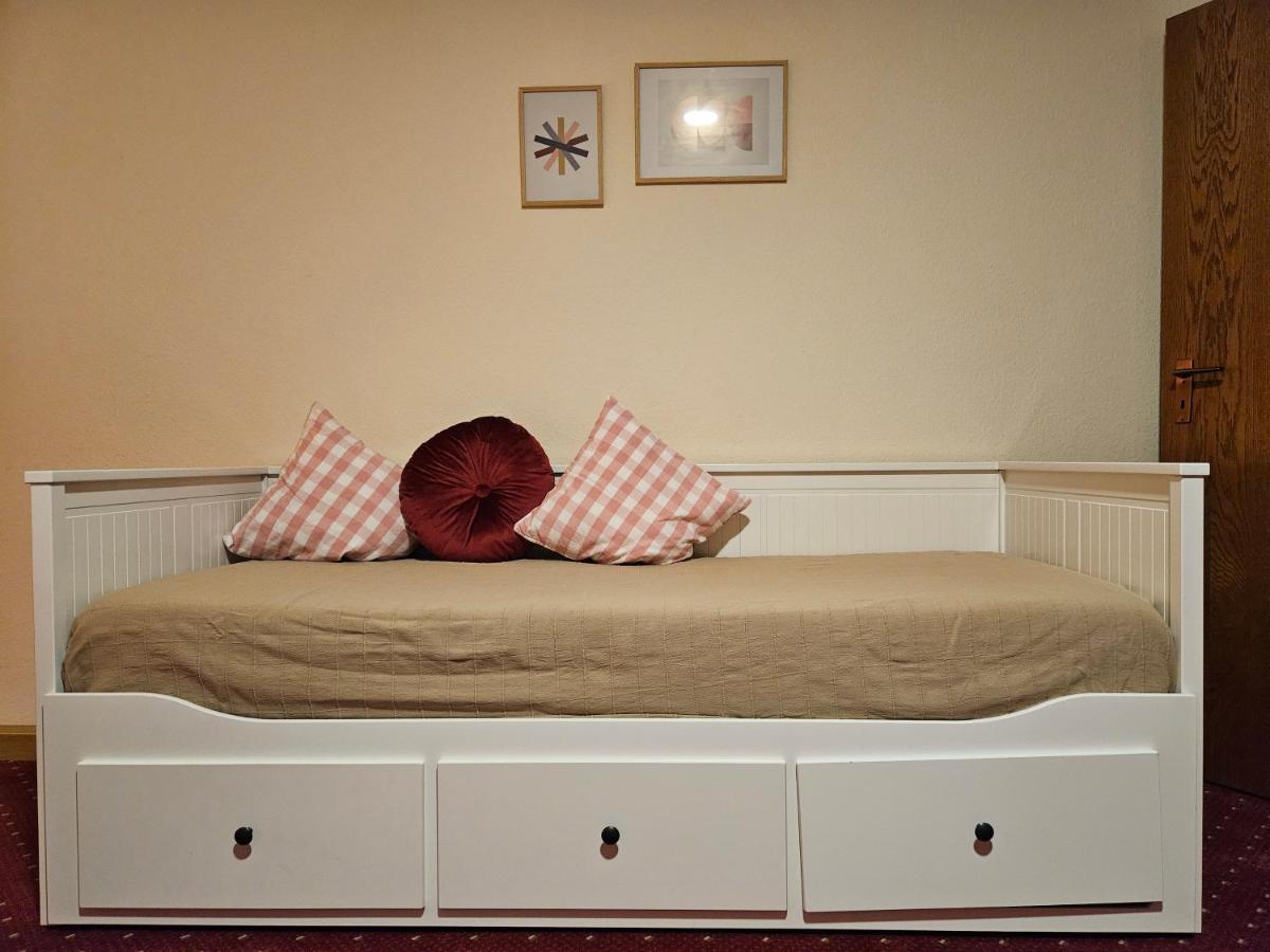 Landhotel Oelmuehle Mombris ภายนอก รูปภาพ