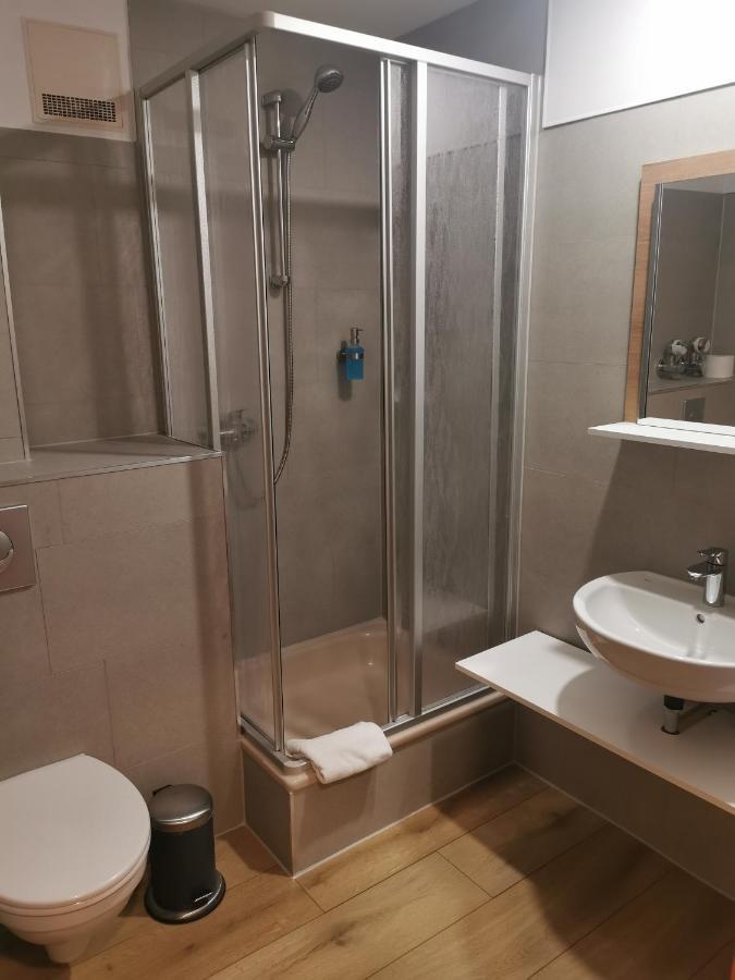 Landhotel Oelmuehle Mombris ภายนอก รูปภาพ